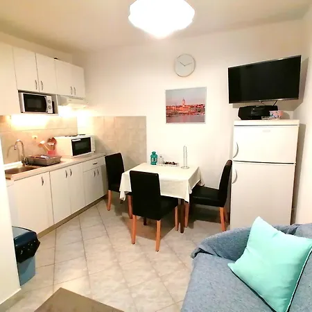 Apartman Gloria Krk Town Room photo