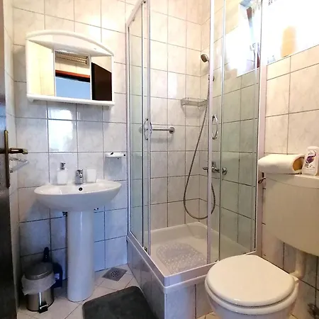 Apartman Gloria Krk Town Exterior photo