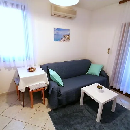 Apartman Gloria Krk Town Exterior photo